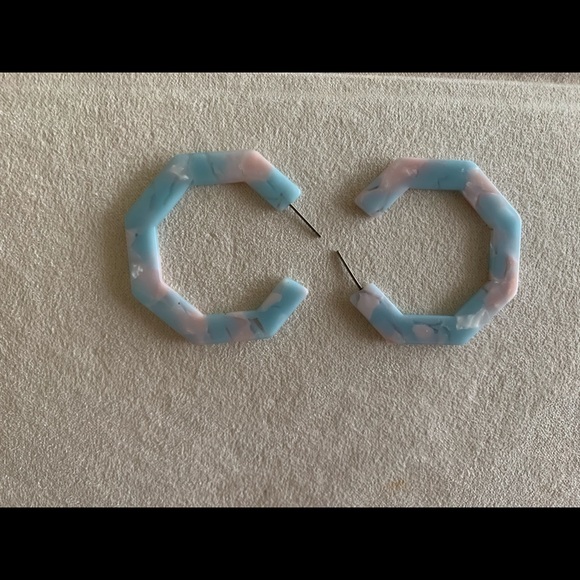 Statement earring bundle ! - Picture 14 of 15